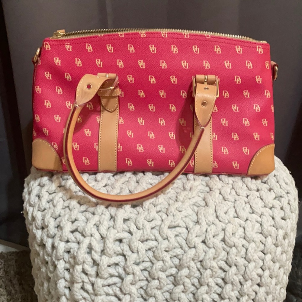 Dooney & Burke excellent condition